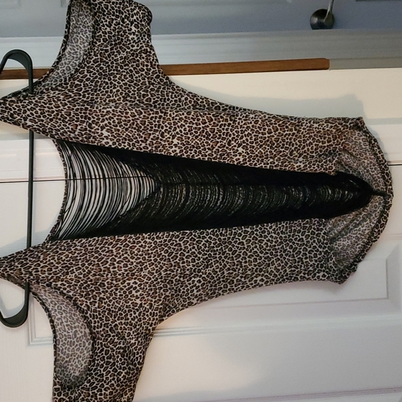 Wet seal, XS, Cheetah - Picture 2 of 3